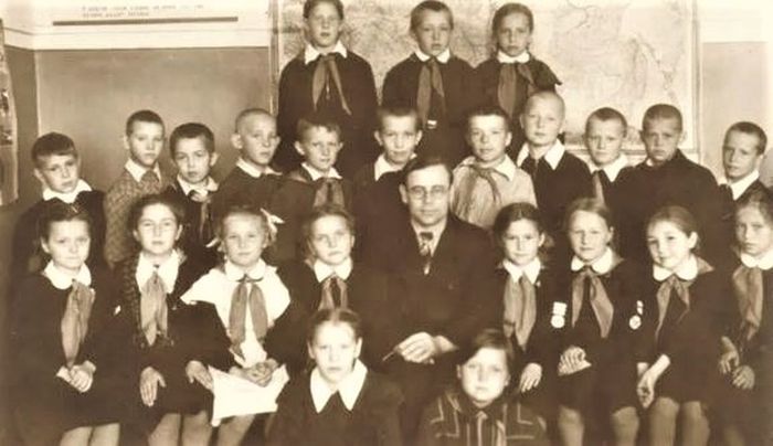 Булганин Д. К. Зашейковская школа, 1950-е.JPG